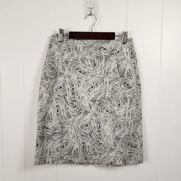 Club Monaco White Black Floral Pencil Skirt High Waisted Rise Office Work Cotton - Picture 1 of 9